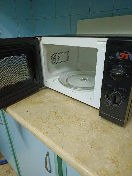 ST Microwave Oven for sale 3