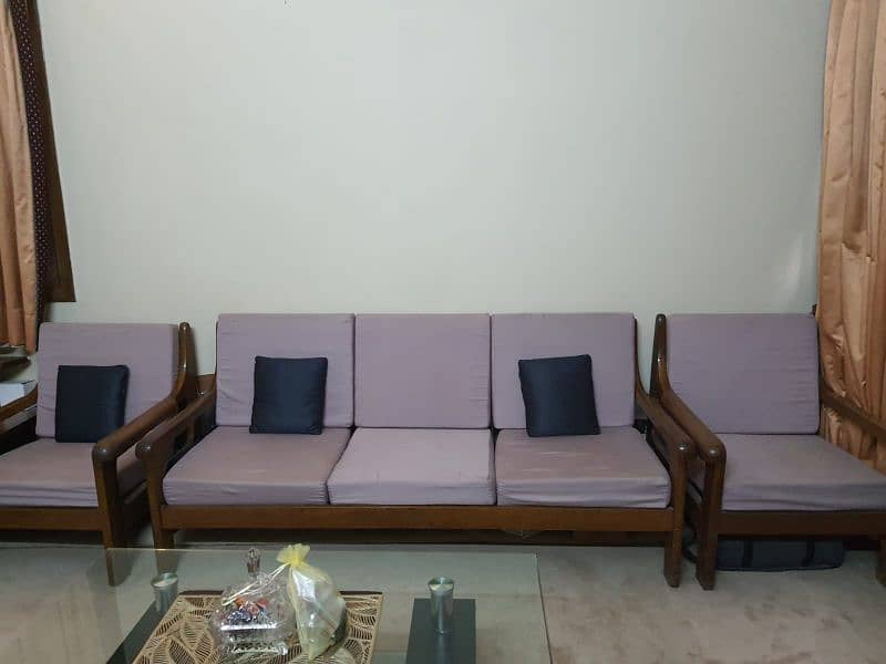 5 seater Oak wood sofa set good condition 0