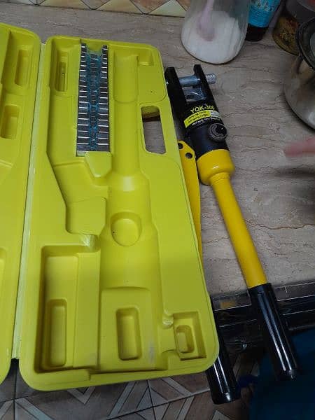 SCHINDER BREKR and mcb . 1 yqk power cable crmping tools 9