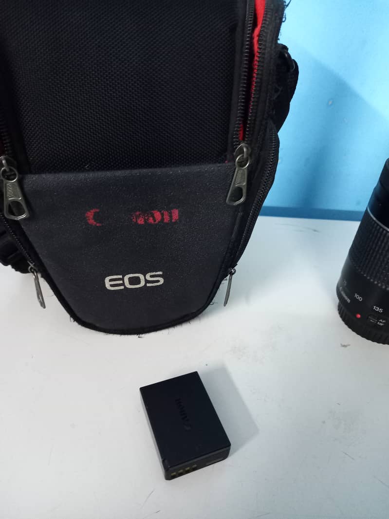 Canon EOS 1300D DSLR CAMERA (wifi/NFC ), lens; 18-55 & 75-300 7