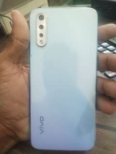 vivo s1 for sale good condition with box