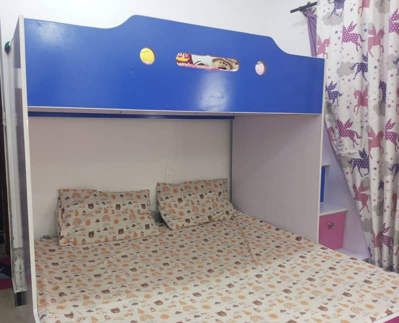 Triple Bunk Bed with mattresses 5