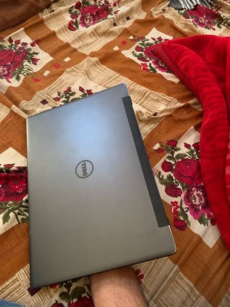 Dell letitude 7370 (just like new) 8