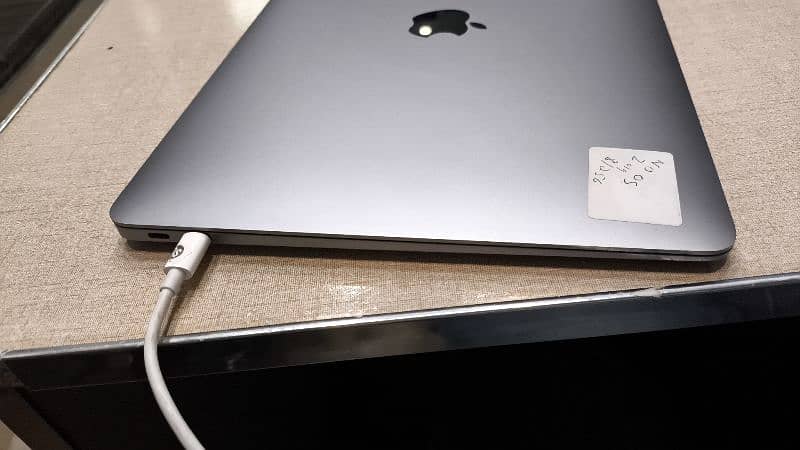 Apple MacBook Pro air all models available 10 by 10 condition 2