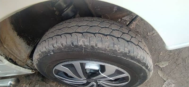 good condition new tyres 03023959051 6