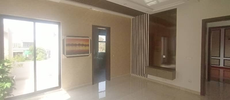 1 Kanal House For Sale In Dha Phase 6 D Block Ideal Location Sami Furnished Modern Design House 12