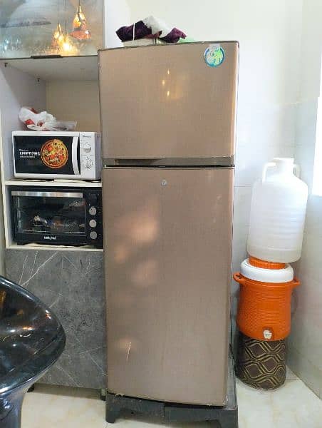 scrathless fridge not any issue 5 precent discount 2