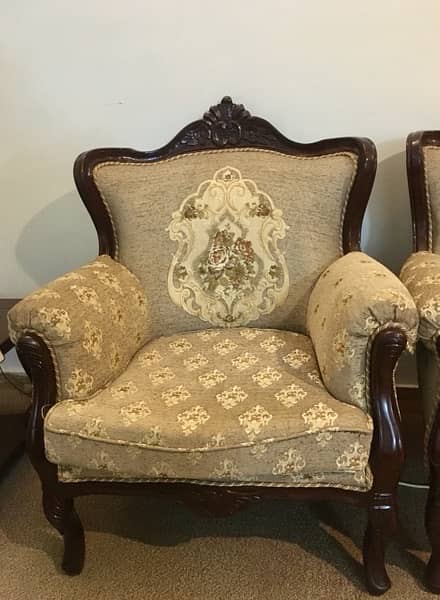Victorian style sofa 2