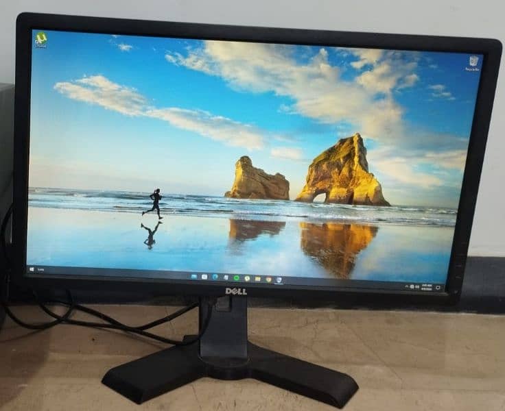 Dell P2412hb 24" Widescreen LED Monitor 1920 x 1080 0