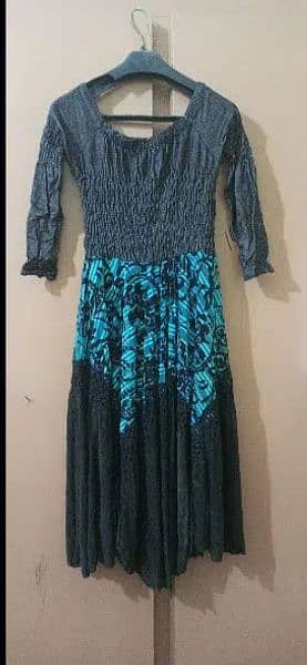4beautiful dresses in 700rs(ALL IN 700ONLY) 8