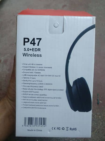 P47 Wireless Headphones 4