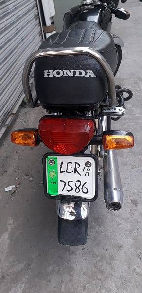 HONDA CD. 70. Cc. . MDL 2014. . First Ownr. . Total Genuine. 8