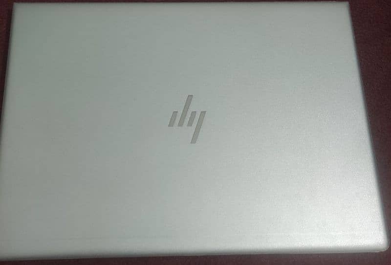 hp ELITE BOOK 840 G5 16 gb ram 512 ssd core i7 8 gen 0