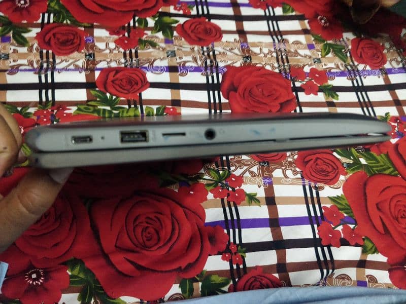 HP | Chromebook X360 11 G1 EE | 32GB Storage | 4GB RAM | touch screen 7