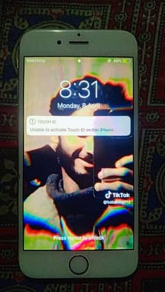 I phone 6 bypass hy 64 gb hy camera ok hy dono he hone button working