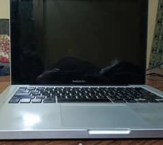 MacBook Pro 2011 4gb ram 500 hdd clean condition(minor line on screen)