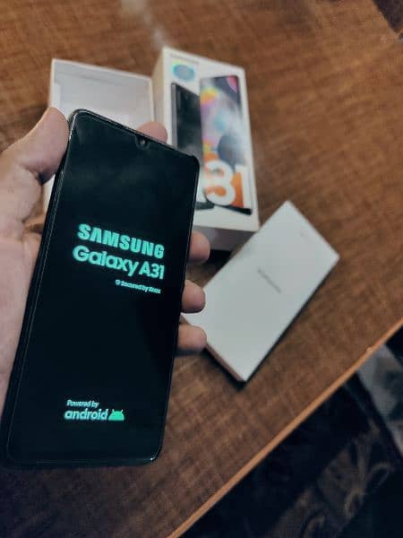 SAMSUNG GALAXY A31. 3