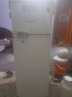 Phillip's refrigerator 0