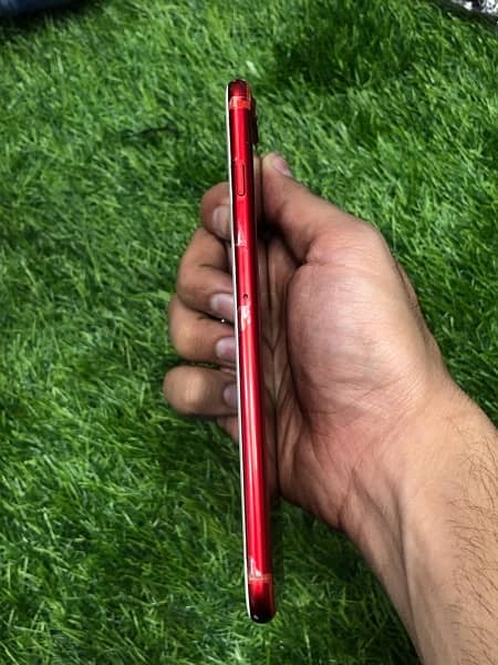 PTA approved Iphone7plus Red colour 128gb 1
