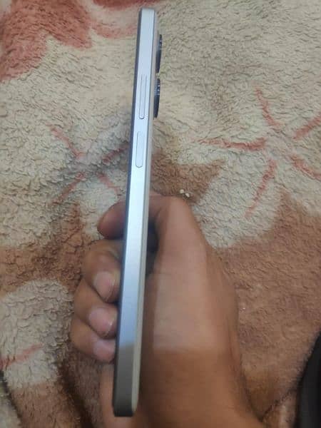 Xiaomi Poco F5 4