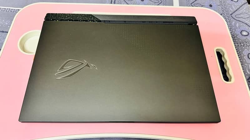 ASUS ROG STRIX G713RM Gaming Laptop 16