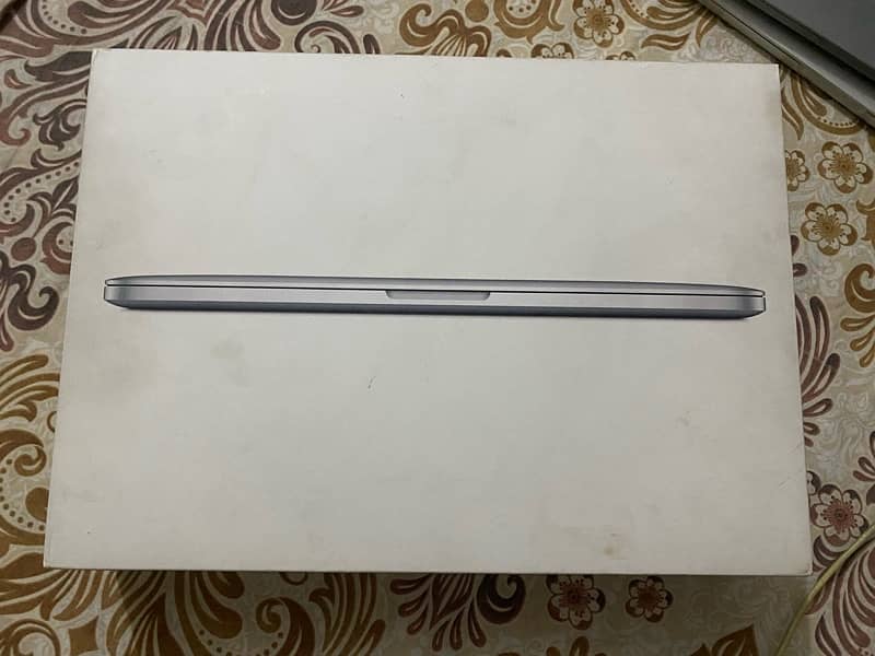 MacBook Pro 13 inch 2015 8/128 0