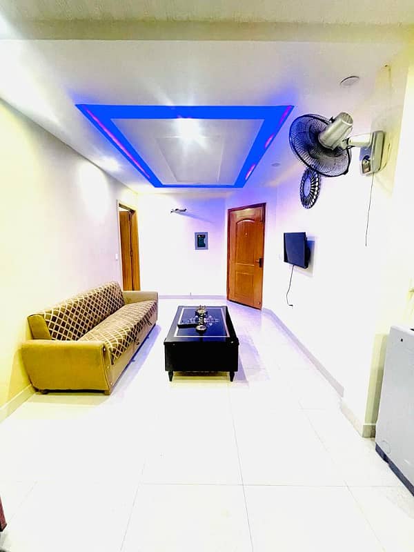 One badroom apartment available for rent daily basis in Bahria town 2