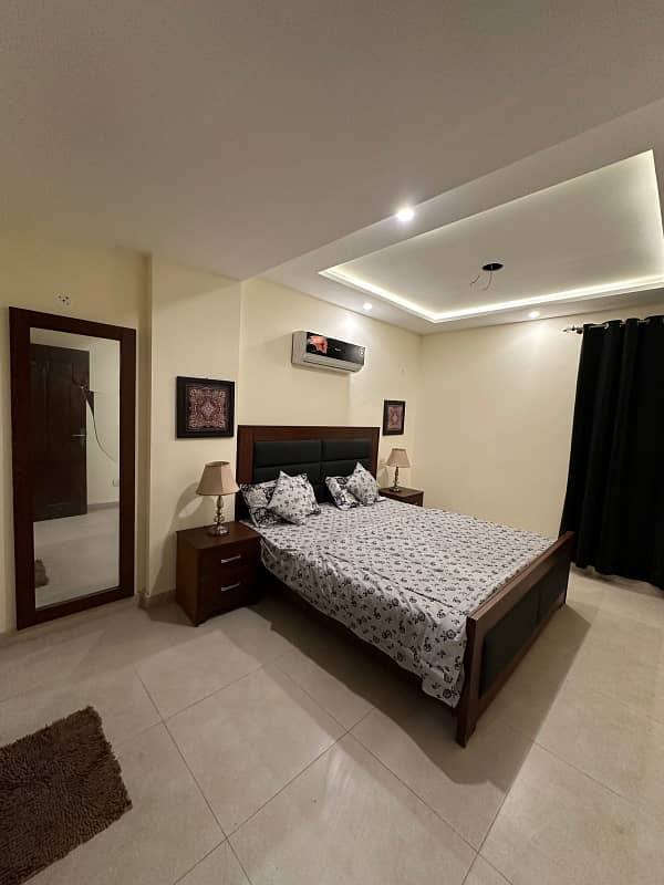 Tow badroom apartment available for rent daily basis in Bahria town 5