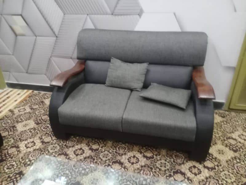 9 seater sofa 1 table north nazimabad contact only olx 3