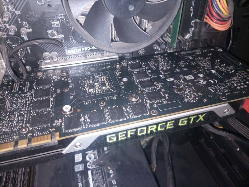 GeForce Titan X (12GB) 3