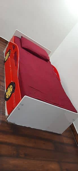 kids pull out car bed 5