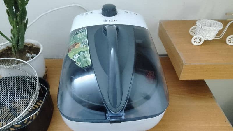 sinbo airfryer available for sale 0