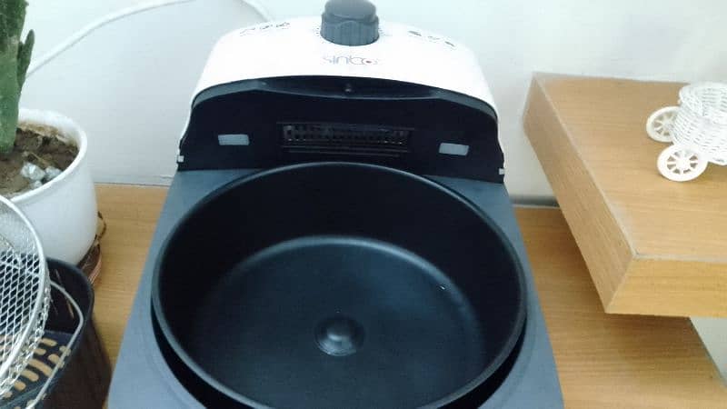 sinbo airfryer available for sale 1