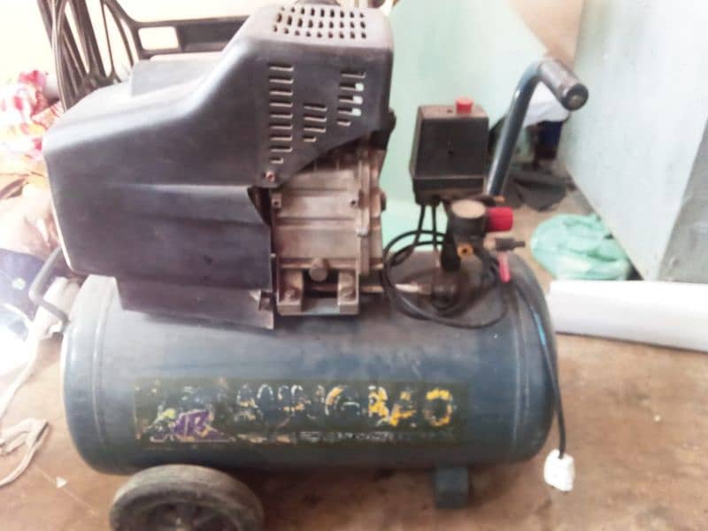 good condition air compressor 2 wall low and high 5