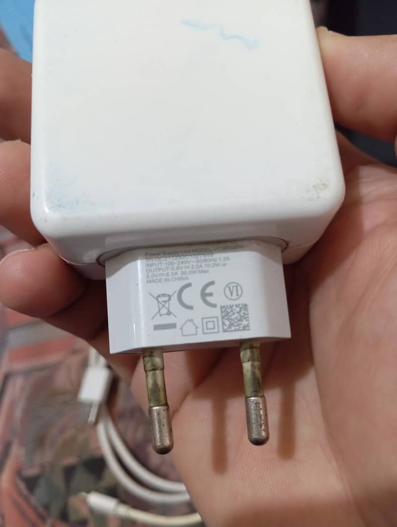 Oppo F19 pro original cable 8AMP and charger 33watt 5
