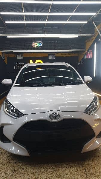 Toyota yaris hatch back 0