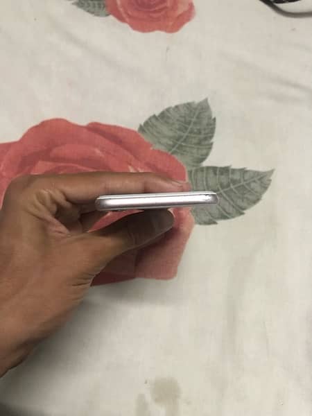 Apple iPhone 6s PTA APPROVED 16 GB FOR SALE 8