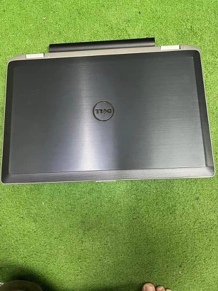 Dell corei7 2.70Ghz Laptop Dual Graphic card 15.6"HD display 1