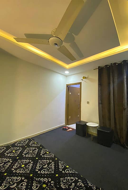 Furnished studio apartment available for rent (per day) 3