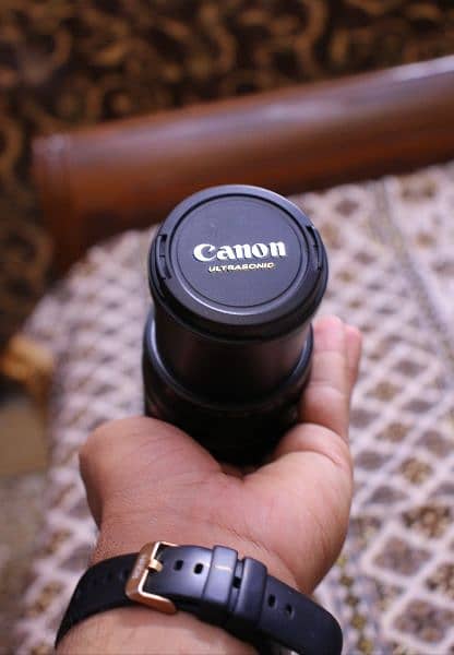 Canon 75 300mm zooming lens. 2 pice available 4