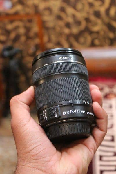 Canon 18/135mm (Stm) 10/10 condition 2