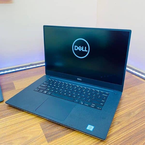 Dell Precision 5520 Laptop 2