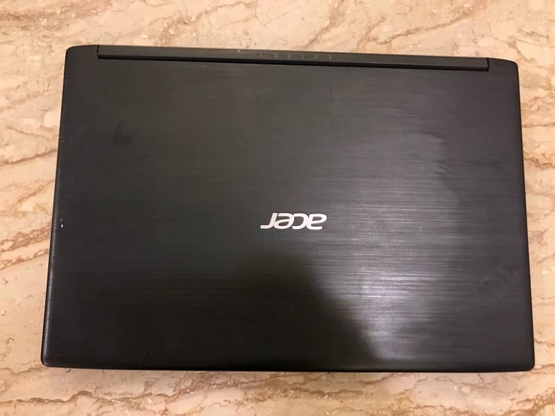 ACER LAPTOP i3 7th Gen EXCELLENT CONDITION GOOD BATTERY TIMING 0