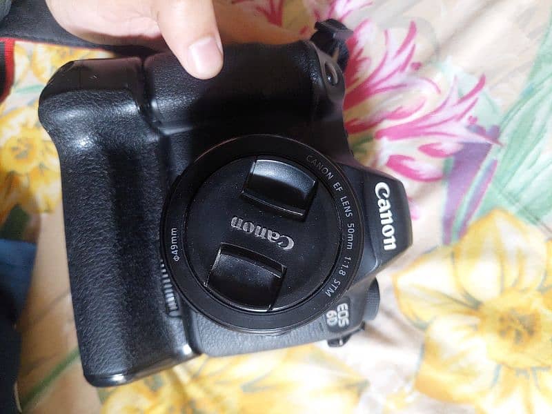 Canon 6D With 50mm Lens & Body Grip 0