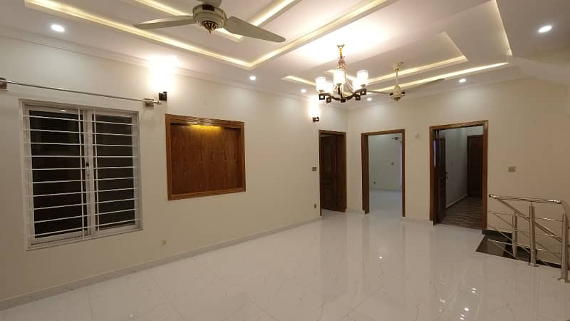 Prime Location House For sale Is Readily Available In Prime Location Of Bahria Town Phase 8 8