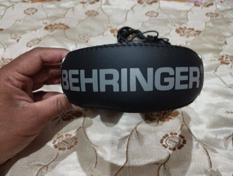 Behringer HPS 3000 0