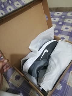 Nike (iron grey colour) 0