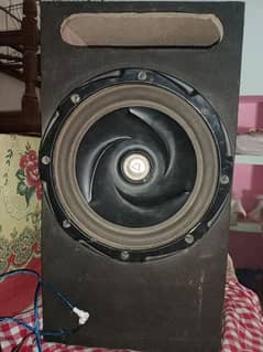 Best working condition DELSON AMPLIFIER 400WATSS & High quality woofer 0