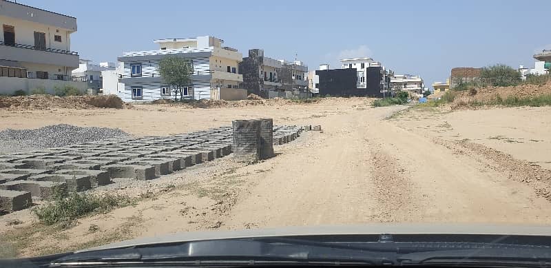 Near To Possession Plot 35x80 Best Investment Excellent Location For Sale 36