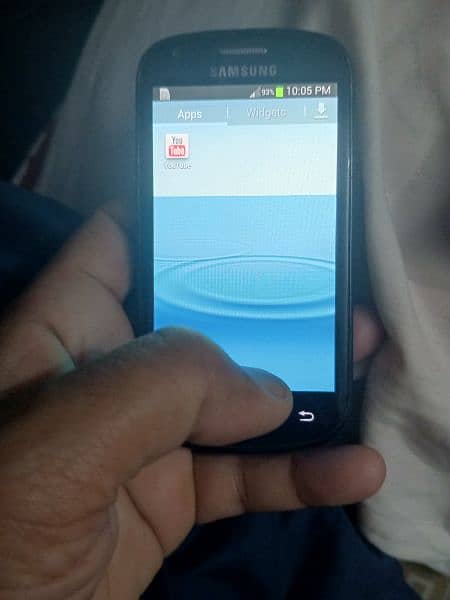 Samsung Galaxy S3 mini 3